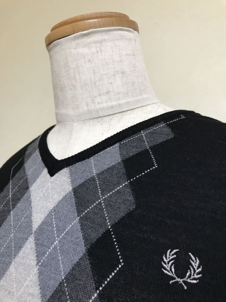 [ superior article ] FRED PERRY Fred Perry Italian melino wool sweater V neck a-ga il pattern tops size XS long sleeve black hit Union 