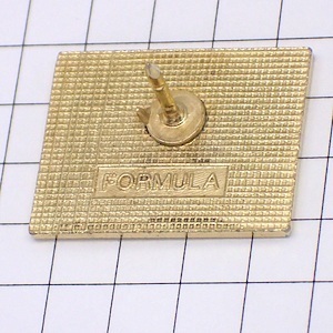  pin badge * Benetton clothes UCB* France limitation pin z* rare . Vintage thing pin bachi