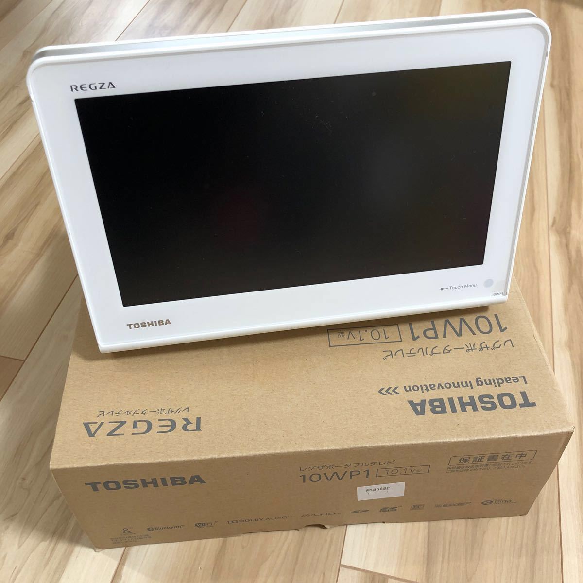 TOSHIBA 10WP1 10.1インチ REGZAポータブルテレビ-