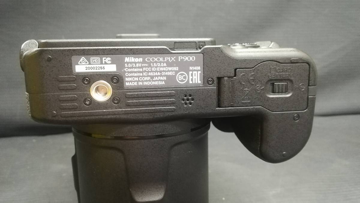 カメラ 美品 Nikon ニコン COOLPIX P900 1605万画素 おまけ付きの通販