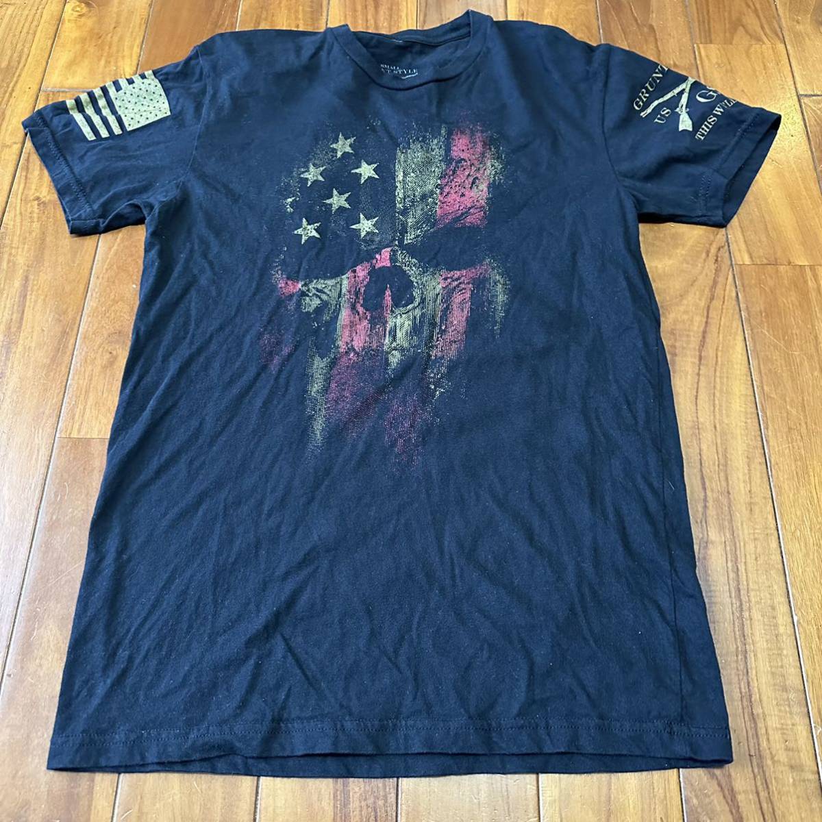 沖縄 米軍放出品 GS GRUNTS STYLE US 1770 ミリタリー Tシャツ オシャレ ファッション 古着 ビンテージ SMALL ブラック (管理番号ABC36)_画像1