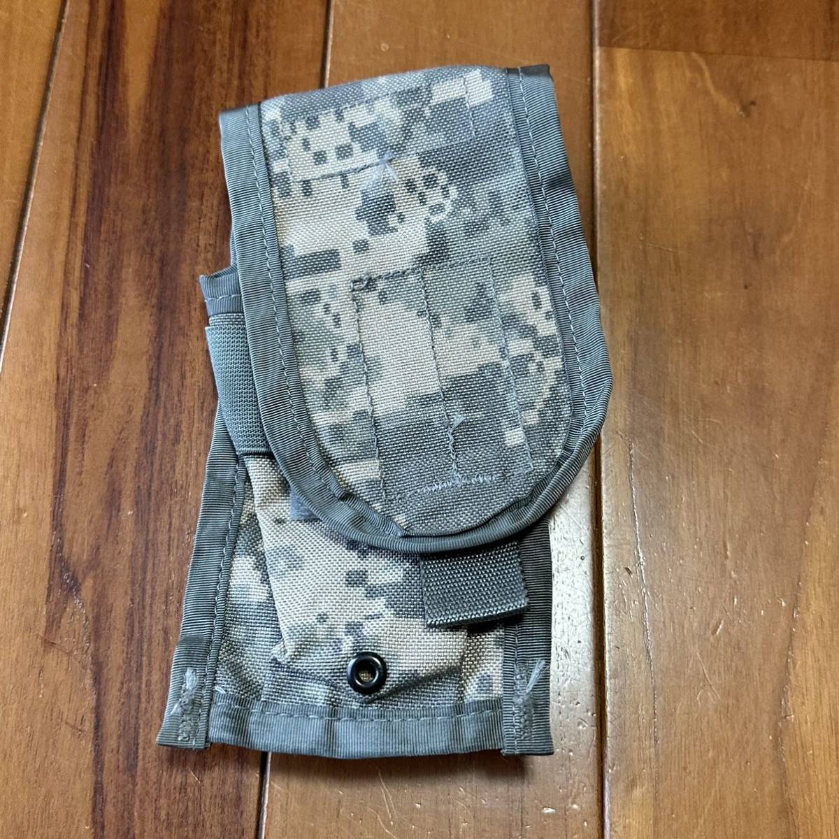 沖縄 米軍実物 MOLLE II M-4 DOUBLE MAG POUCH タブル マグポーチ (管理番号CCC18)_画像1