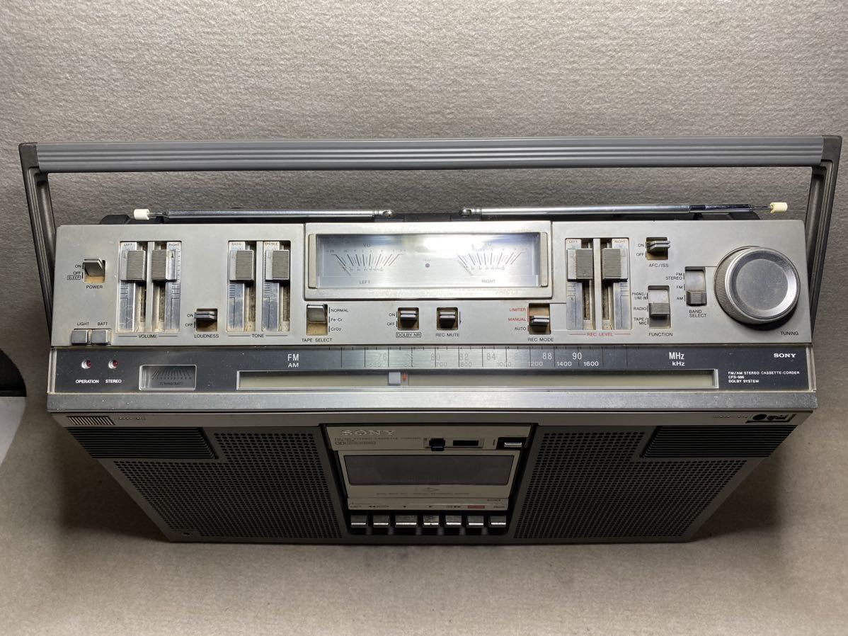 昭和レトロ 大型ラジカセ SONY CFS-686 FM/AM STEREO CASSETTE-CORDER DOLBY SYSTEM ソニー  レトロ家電 コレクション ディスプレイ