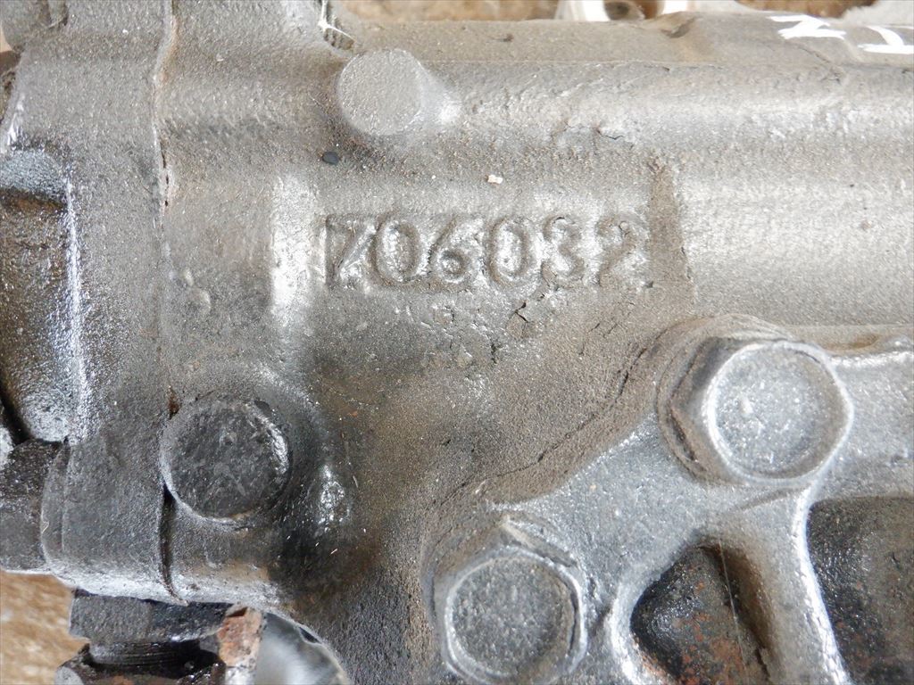 ④H18 year Mitsubishi Fuso Super Great 4 axis power steering gear BOX FS54JZ