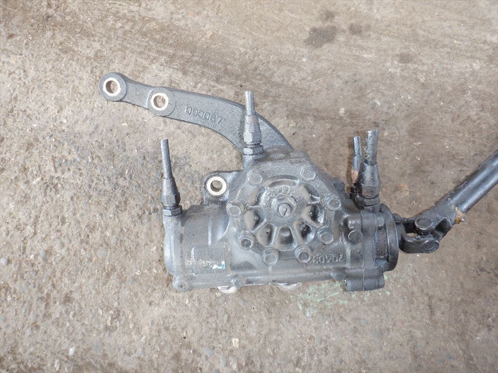 ④H18 year Mitsubishi Fuso Super Great 4 axis power steering gear BOX FS54JZ