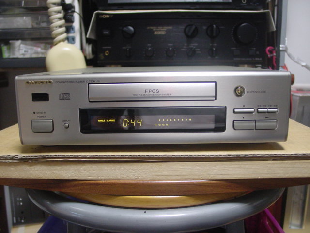 【大特価!!】 ◇ONKYO CDプレーヤー C-722MLTD !動作品! 美品 ONKYO 【大特価!!】 ◇ONKYO CDプレーヤー C-722MLTD !動作品! 美品 ONKYO