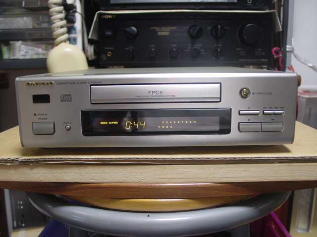 ◇ONKYO CDプレーヤー　C－７２２MLTD　！動作品！　美品　_画像1