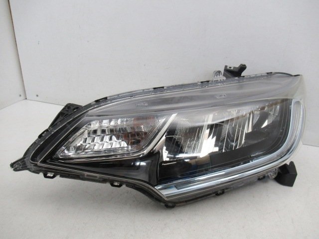 ホンダ フィット ハイブリッド GP5 後期 純正 左 ヘッドライト LED