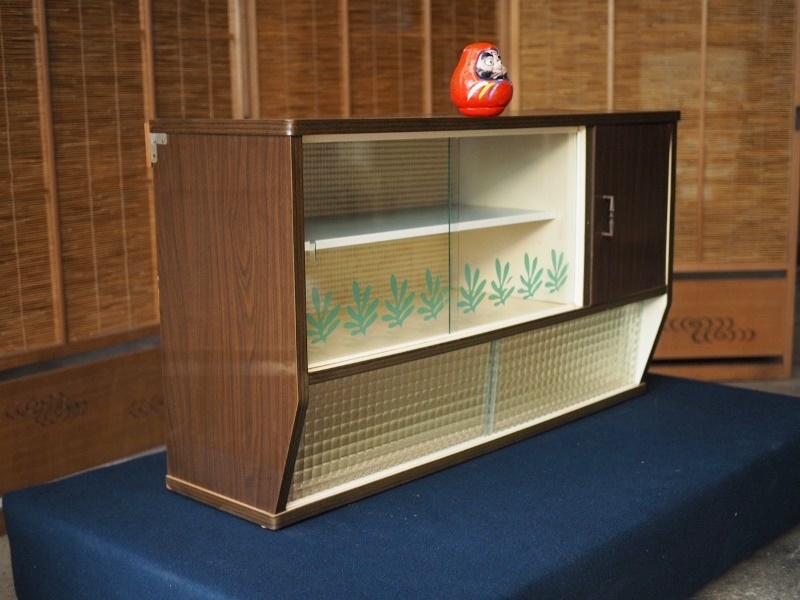 Yahoo!オークション - 昭和レトロポップな食器棚 昭和40年代 古録展