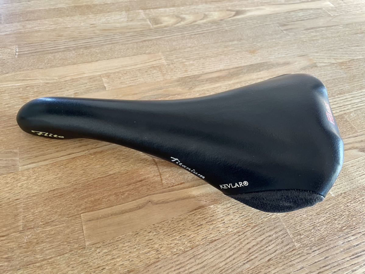 Yahoo!オークション - Selle Italia Flite Titanium KEVLAR Yahoo!オークション - Selle Italia Flite Titanium KEVLAR