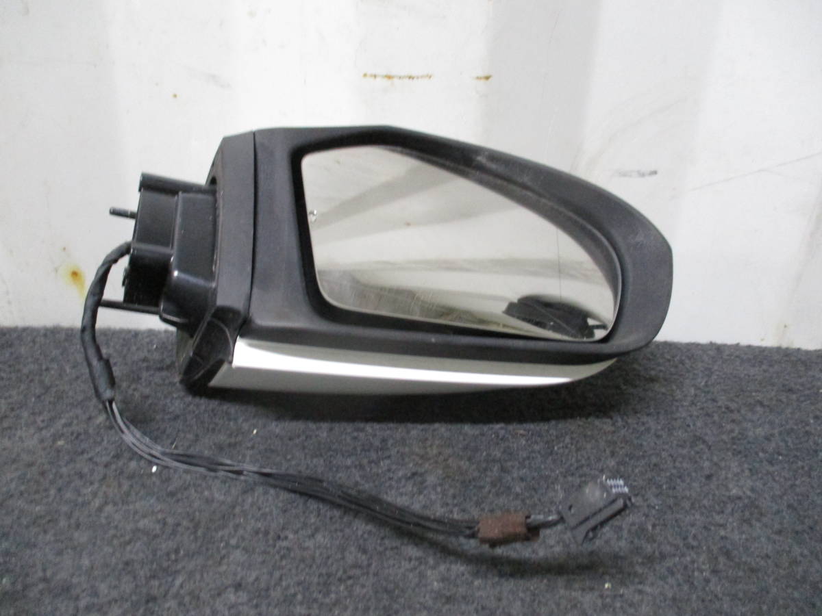 *W169 Mercedes A Class right door mirror!*