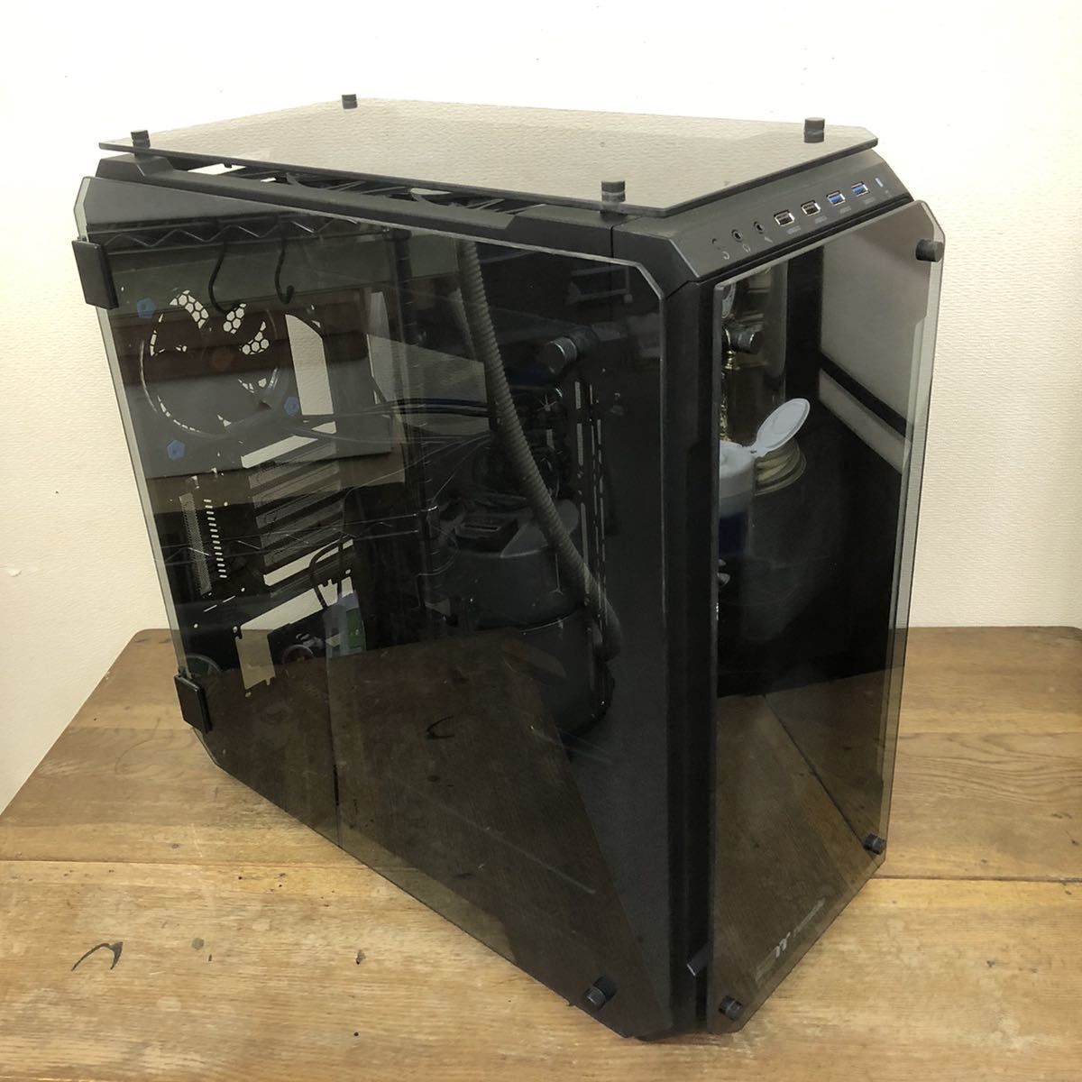 ヤフオク! - ゲーミングPCケース Thermaltake サーマルテイ...