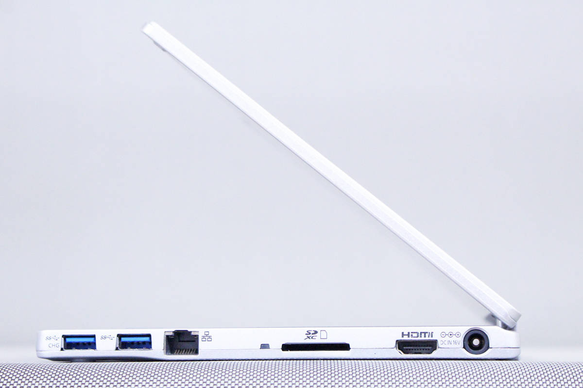 即配】超軽量745g!10.1型WUXGA液晶2-in-1快速タブレットPC!CF