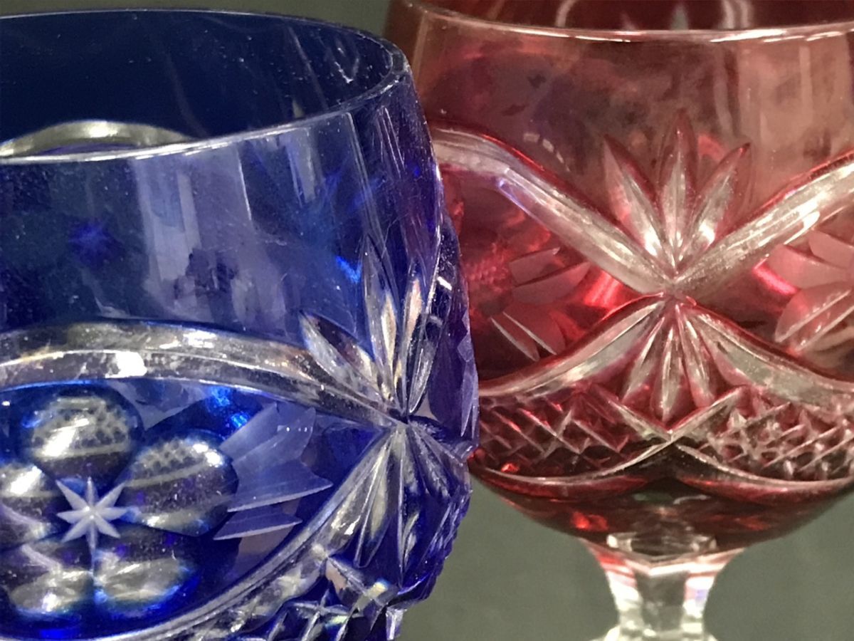 1102-996TM⑮17115 グラス CRYSTAL DONAU クリスタルドナウ 切子 ワイングラス 食器 レッド 赤 ブルー 青 ケース付き_画像6