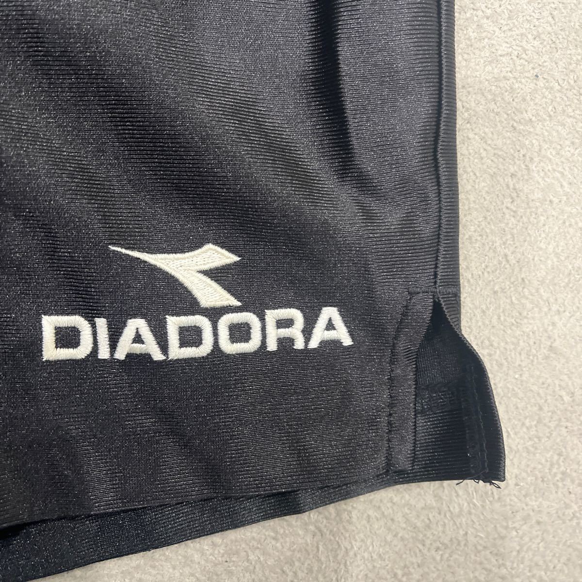 DIADORA ディアドラ　サッカーパンツ　サイズ130 美品