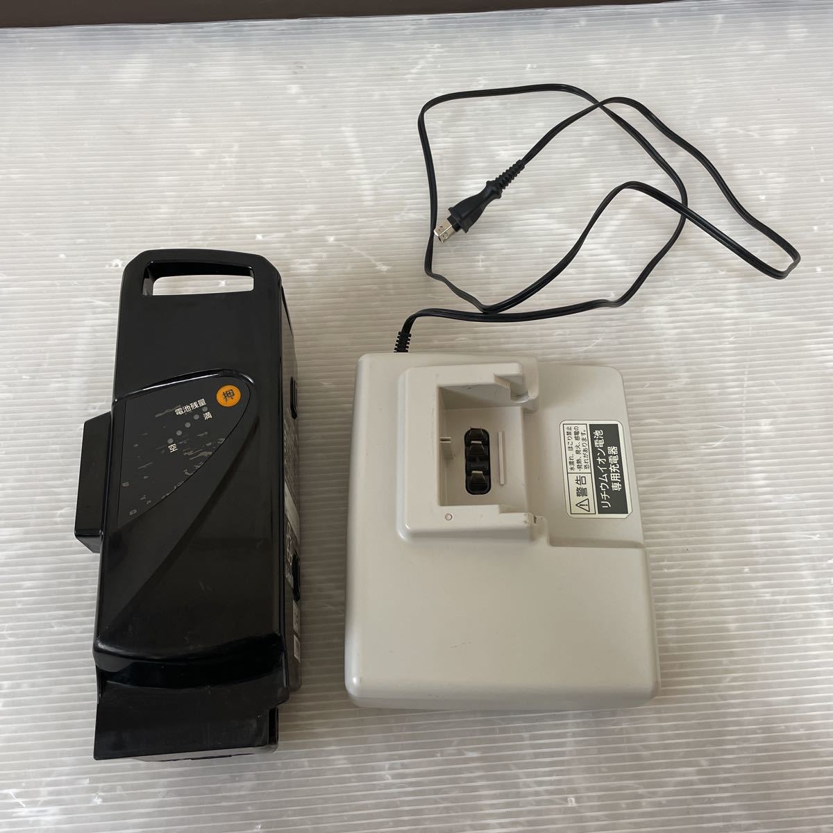 Panasonic パナソニック電動自転車バッテリー NKY513B02 8.9Ah 長押し