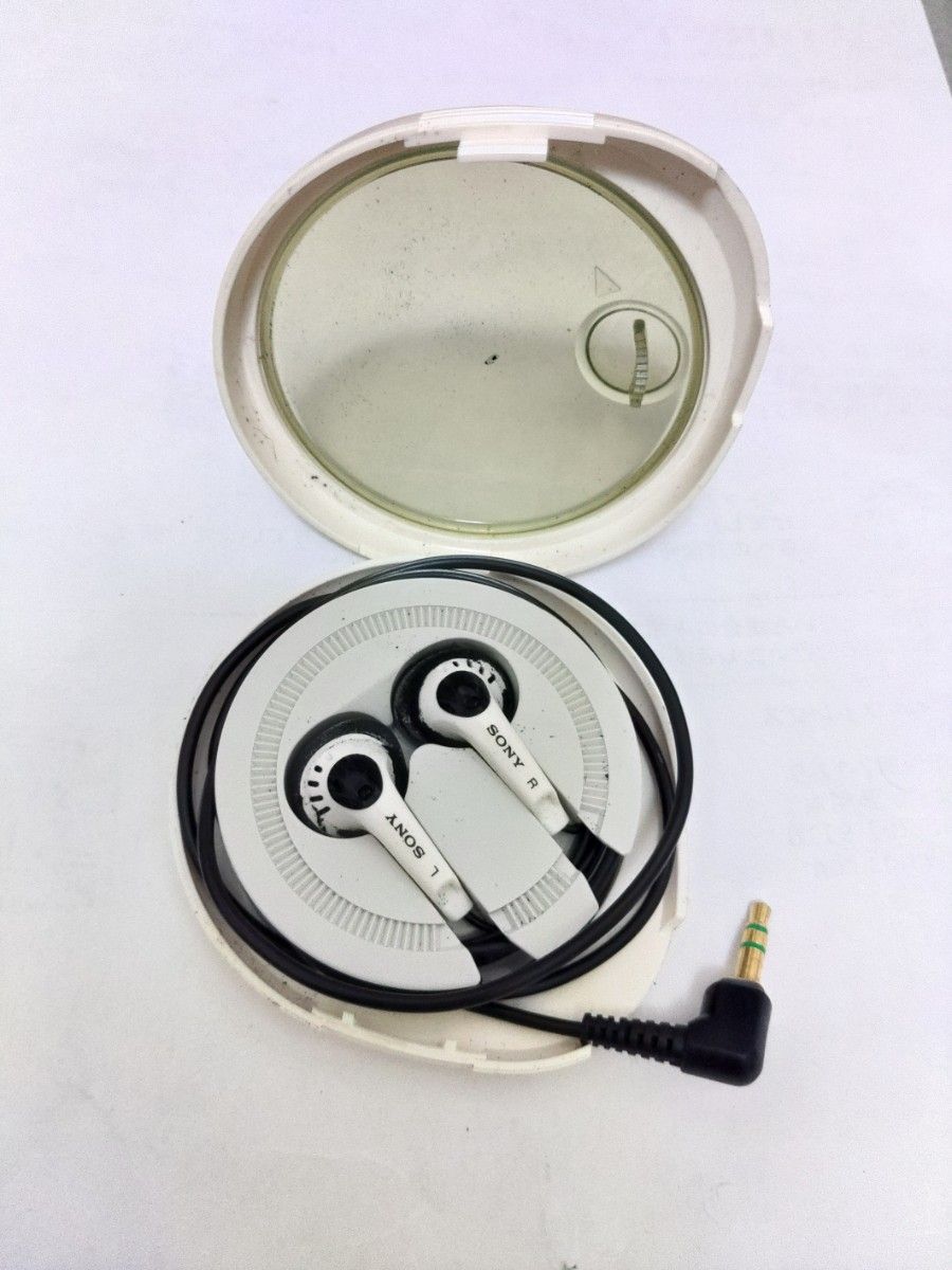 SONY MDR-E535 WALKMAN TWIN TURBO NUDE CLUB ソニー SONY MDR-E535 WALKMAN TWIN TURBO NUDE CLUB ソニー