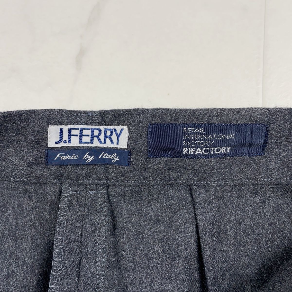 美品 J.FERRY ジェイフェリー ウール100% ツータックテーパードパンツ ボトムス レディース グレー サイズ42*QB371_画像6