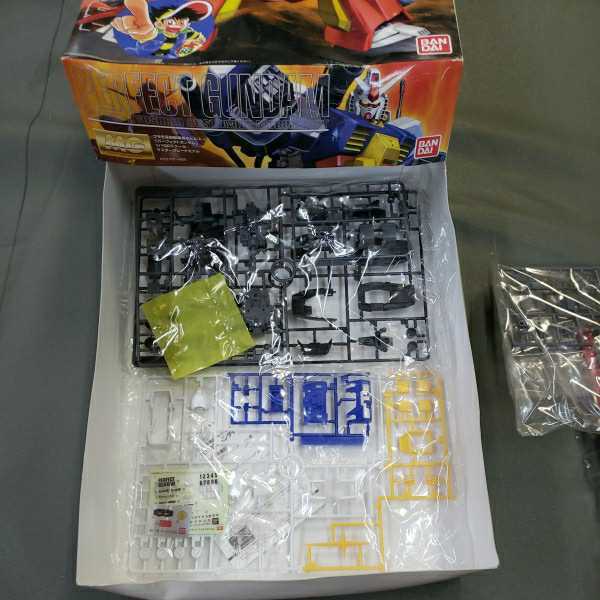 パーフェクトガンダム MG 1/100 プラモ狂四郎 赤バンダイ初版 パーフェクトガンダム MG 1/100 プラモ狂四郎 赤バンダイ初版