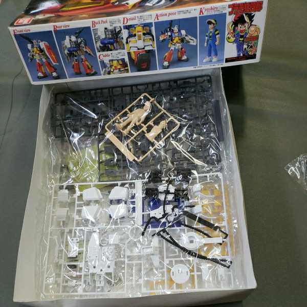 パーフェクトガンダム MG 1/100 プラモ狂四郎 赤バンダイ初版 パーフェクトガンダム MG 1/100 プラモ狂四郎 赤バンダイ初版