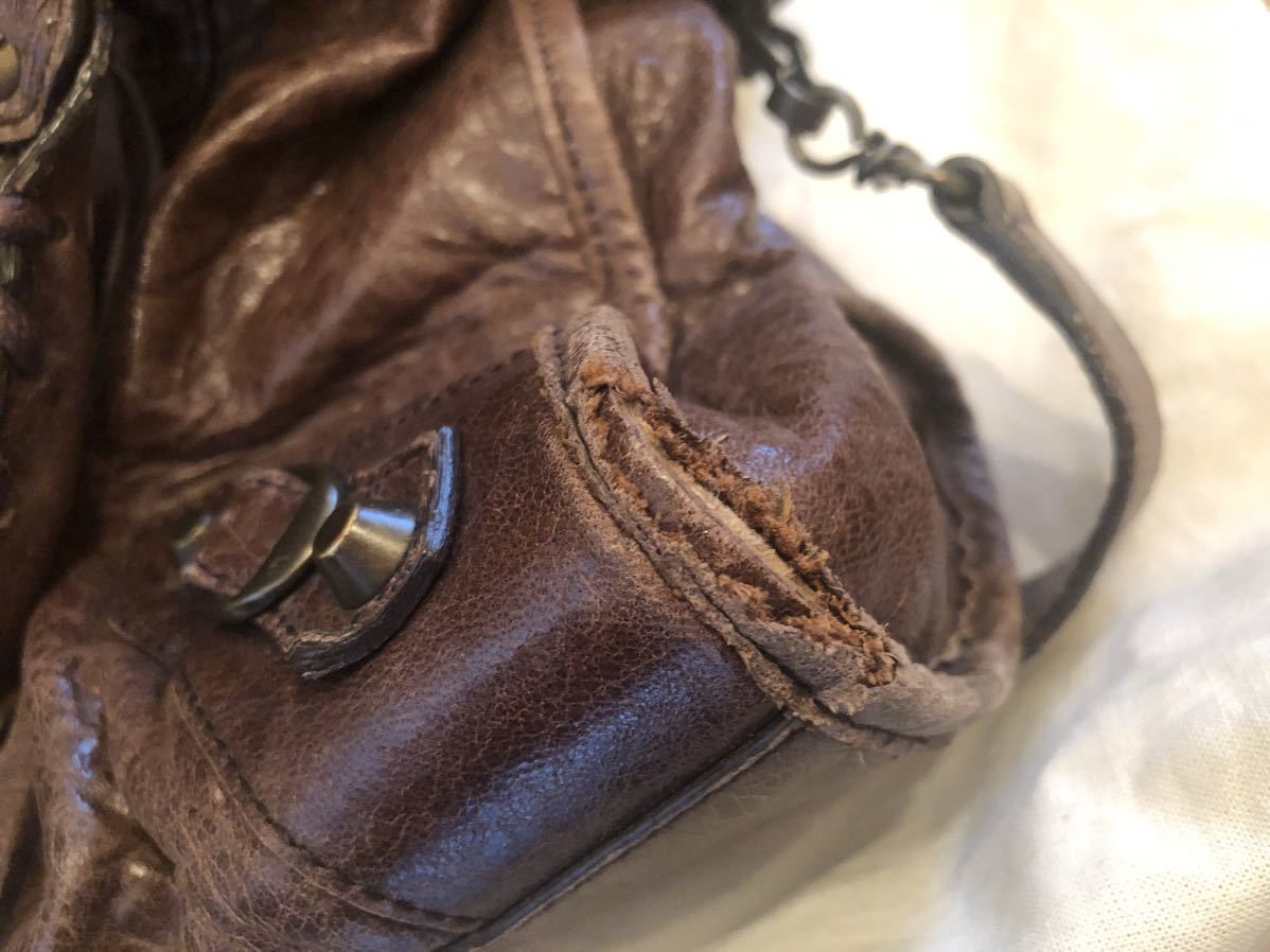 BALENCIAGA バレンシアガ ショルダーバッグ - www.doddsdoors.com