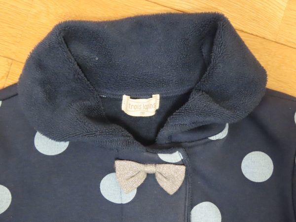 *[ beautiful goods ]trois lapins Toro wa Lapin reverse side f lease dot pattern jacket 110