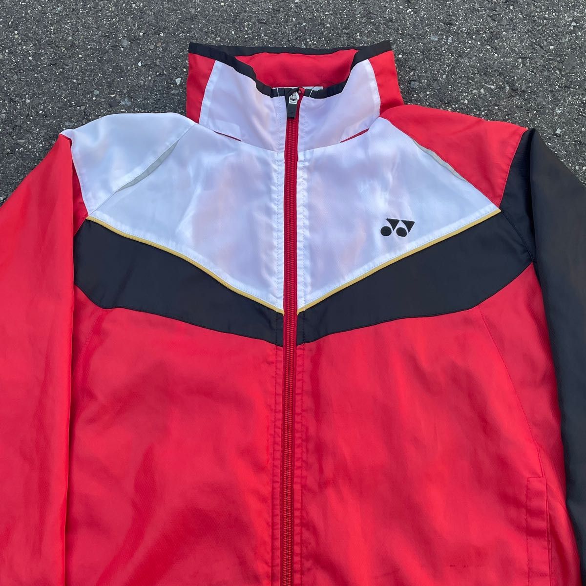 YONEX ヨネックス ナイロンジャケット ジップアップ パーカー ウィンドブレーカー 赤 黒 白 テニス バドミントン メンズ