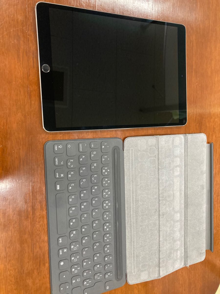 Apple iPad Pro 10 5 Wi-Fi cellular simフリー 256gb smart keyboard