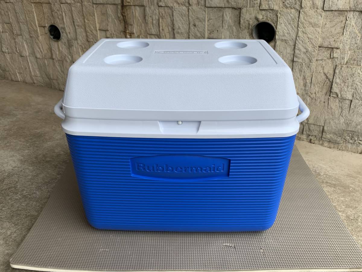 未使用 Rubbermaid MADE IN USA ラバーメイド クーラーボックス 51L ブルー 青 (BOX USDM キャンプ YETI イエティ vintage 工具箱 