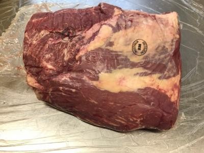 ■(^○^)/【チャックアイロール】ローストビーフに最適！穀物肥育 牛肩ロース 真空パックのままお届け 7kg_７kgのブロック肉です！