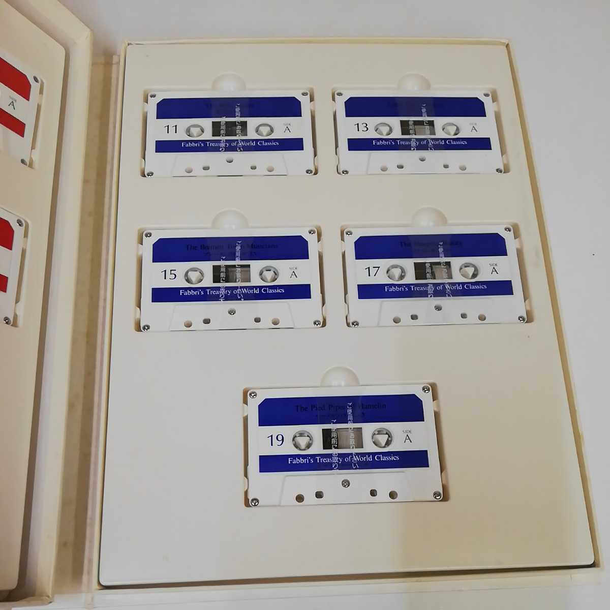 1_V TBS yellowtail tanika cassette tape 10 volume ..1 volume only use unused world masterpiece series FABBRI\'S TREASURY OF WORLD CKASSICS monogatari 