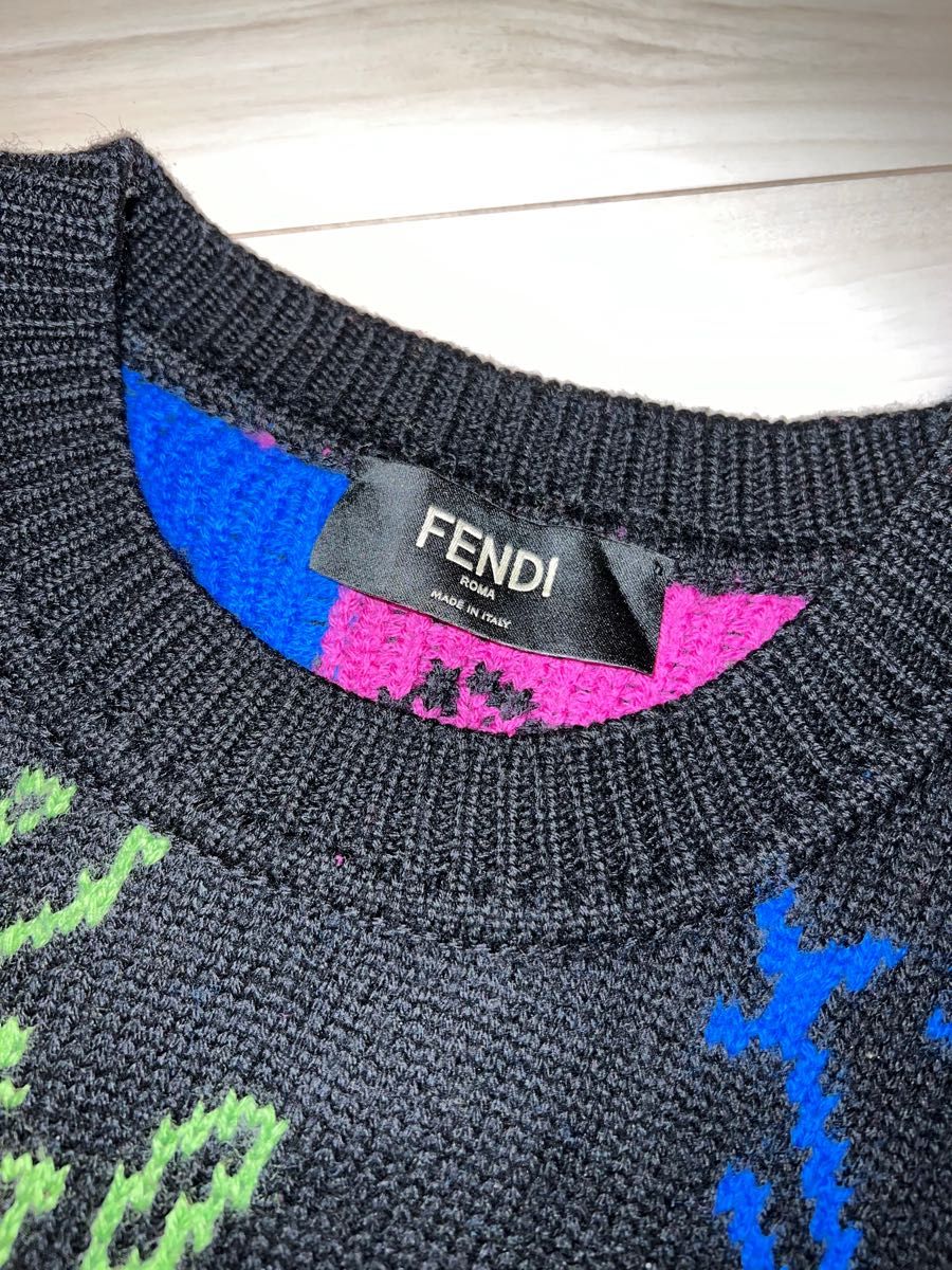 FENDI フェンディ ニット 21AW マルチカラーロゴニット|PayPayフリマ
