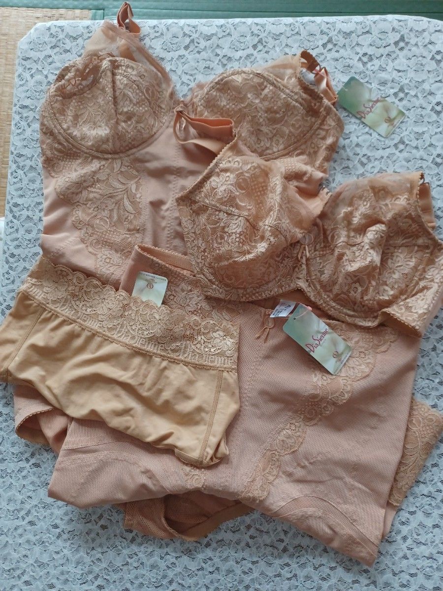 ダイアナ 補正下着 - ruizvillandiego.com