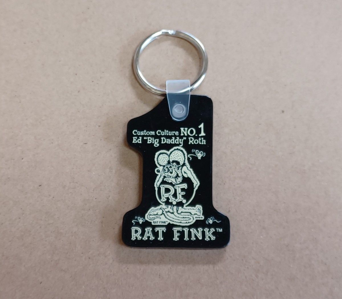 新入荷!!【RATFINK】ラットフィンク ナンバーワン① キーリング キーホルダー /COLOR:ブラック