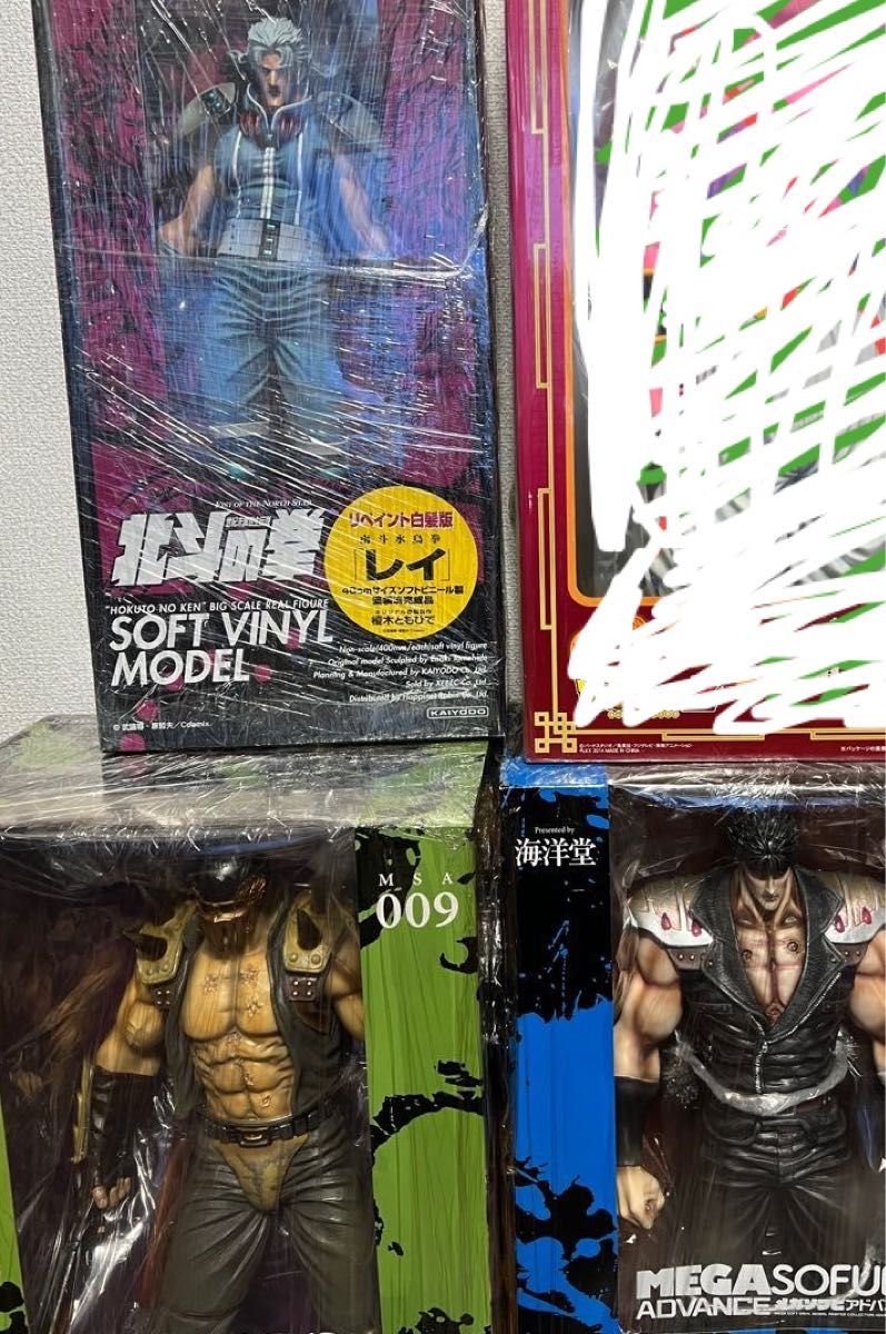 お値引き大歓迎レア物!巨大フィギュア3体まとめ売り!ケンシロウ