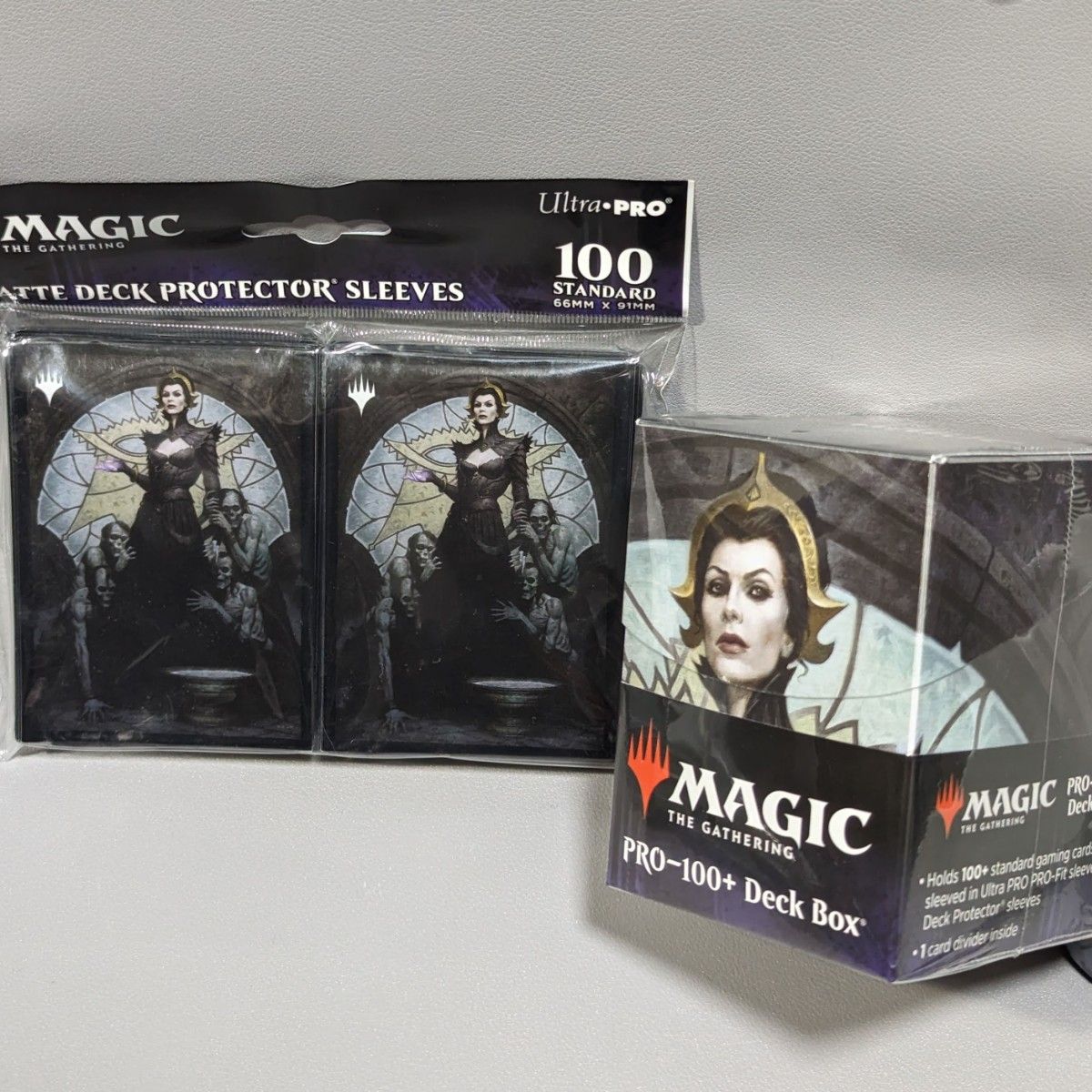 MTG ヴェールのリリアナ スリーブ & デッキボックス ウルトラ MTG ヴェールのリリアナ スリーブ & デッキボックス ウルトラ