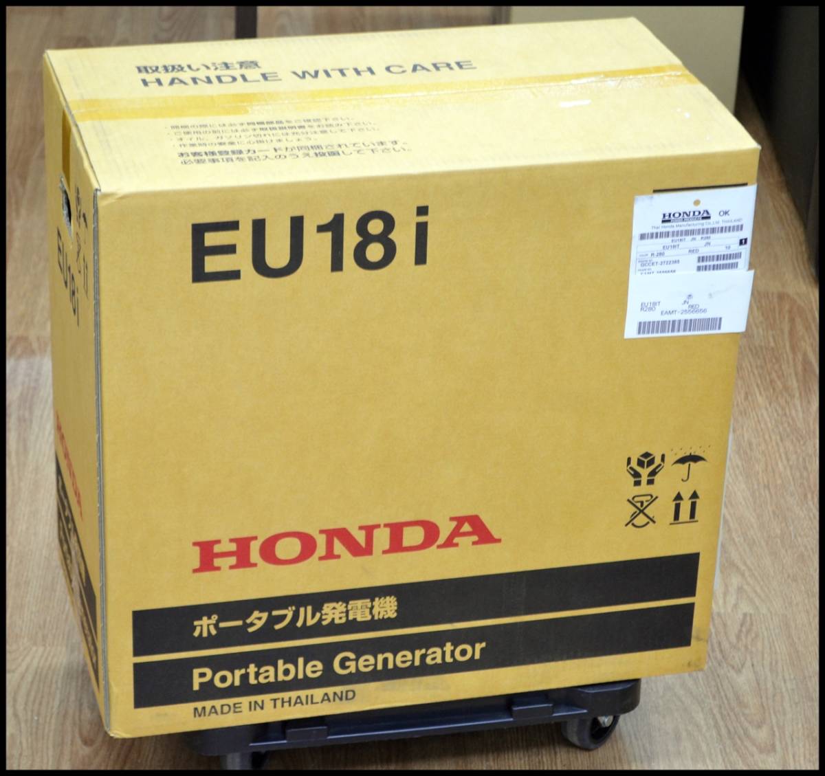未開封 HONDA インバーター 発電機 EU18i-