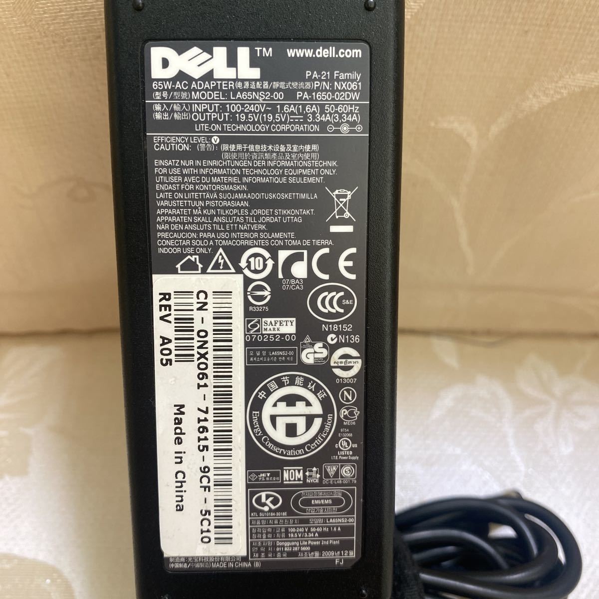 [T-447]*DELL type :LA65NS2-01 output:19.5V-3.34A