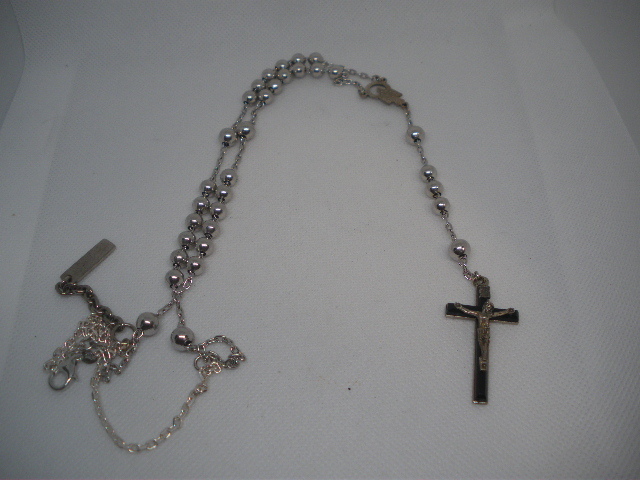ドルチェ&ガッバーナ DOLCE & GABBANA ドルガバ ロザリオ Jesus Christ クロス 十字架 ブラックストーン 黒 白 ネックレス