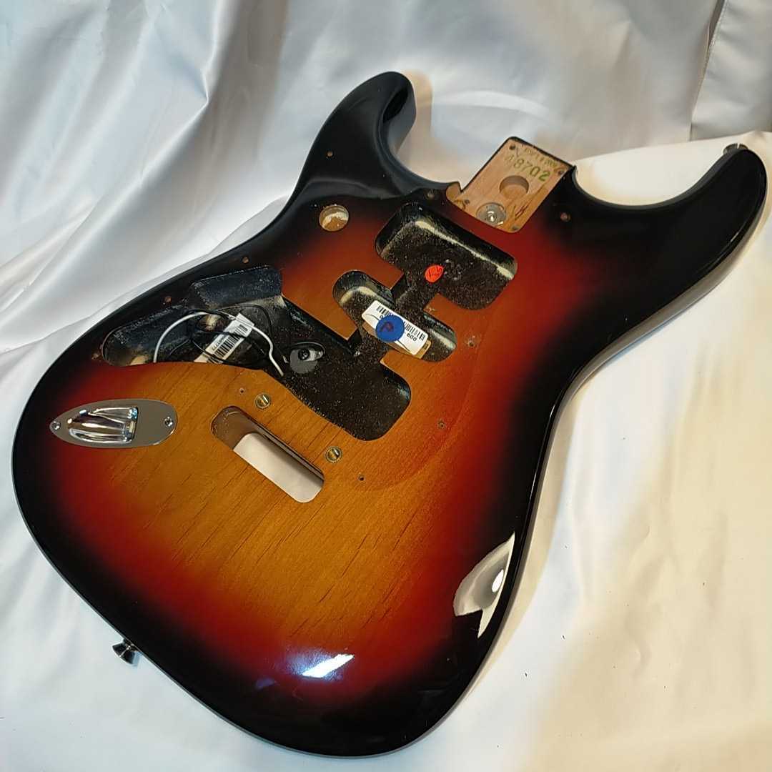 ヤフオク! - フェンダーUSA ストラトキャスター ボディ レフティ ア...