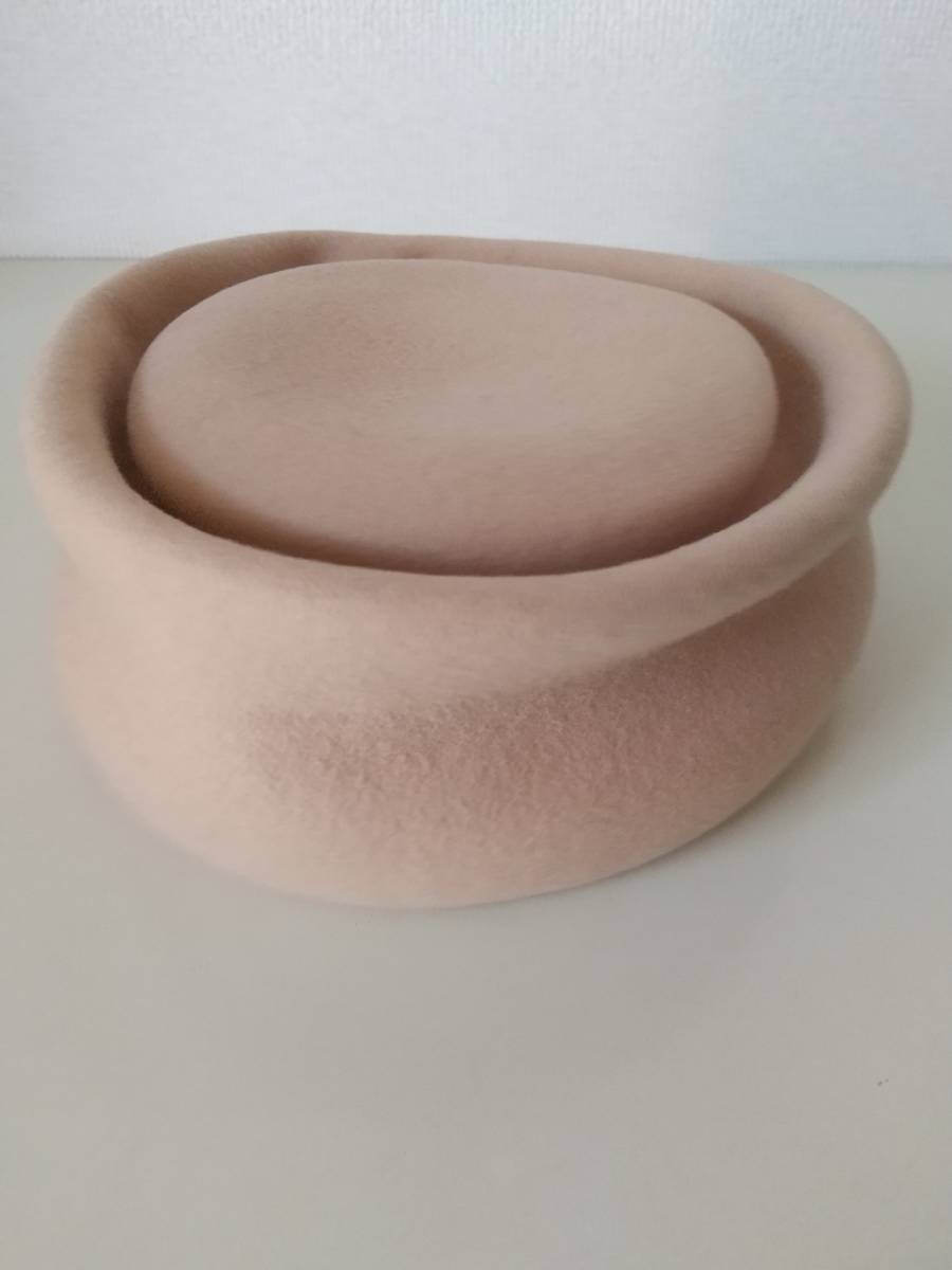 結婚祝い k127 新品22,000円 ウールハット 帽子 立体的に色んな形を楽しめる 無地 ベージュ ZIGZAG KAMILAVKA カミラフカ 日本製 男女兼用 56~60cm ベレー帽 結婚祝い k127 新品22,000円 ウールハット 帽子 立体的に色んな形を楽しめる 無地 ベージュ ZIGZAG KAMILAVKA カミラフカ 日本製 男女兼用 56~60cm ベレー帽