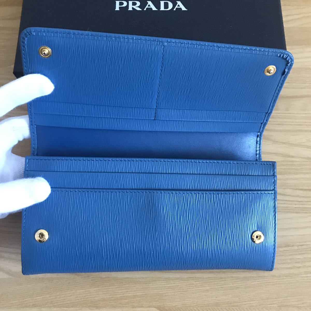 極美品 PRADA プラダ 長財布 二つ折り財布 コバルトブルー 1MH132-