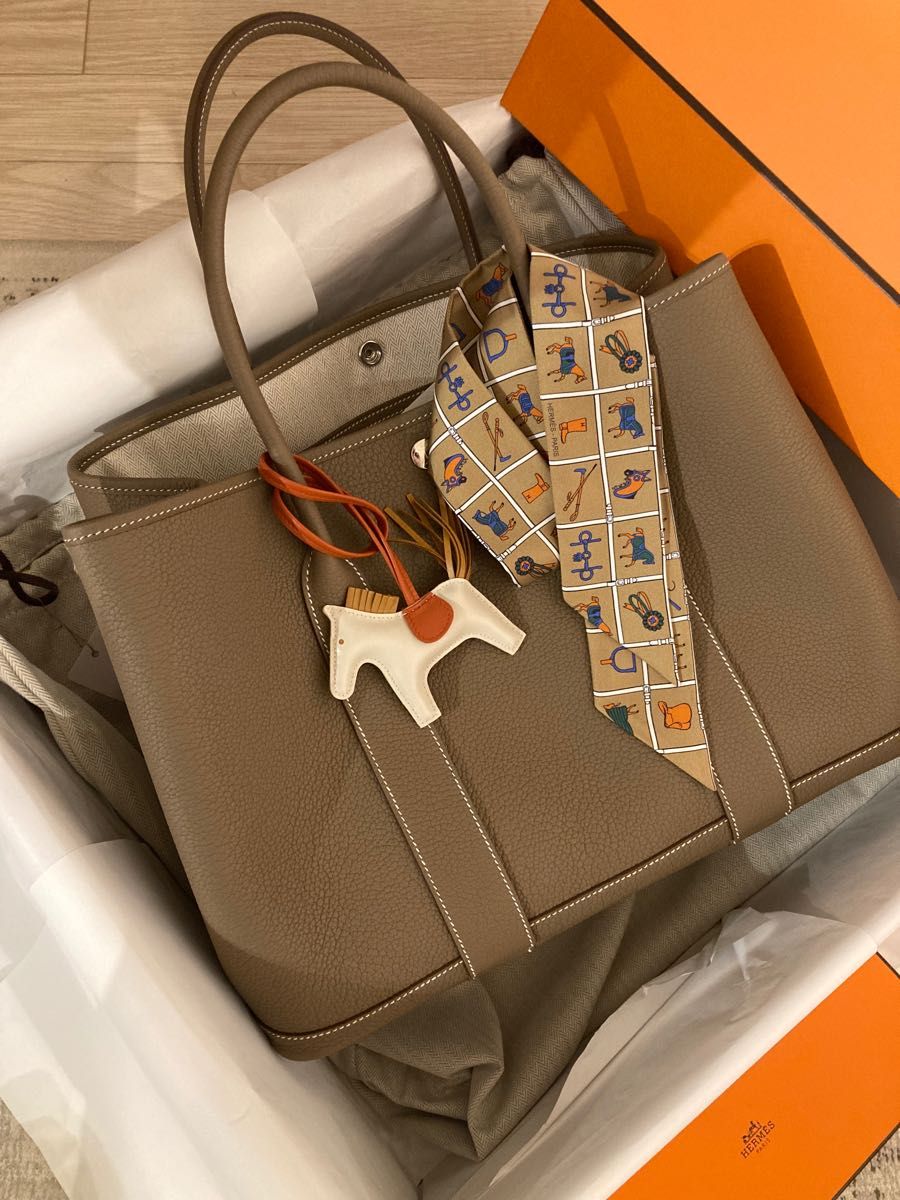 HERMES エルメス ツイリー 馬着 新作 2022AW