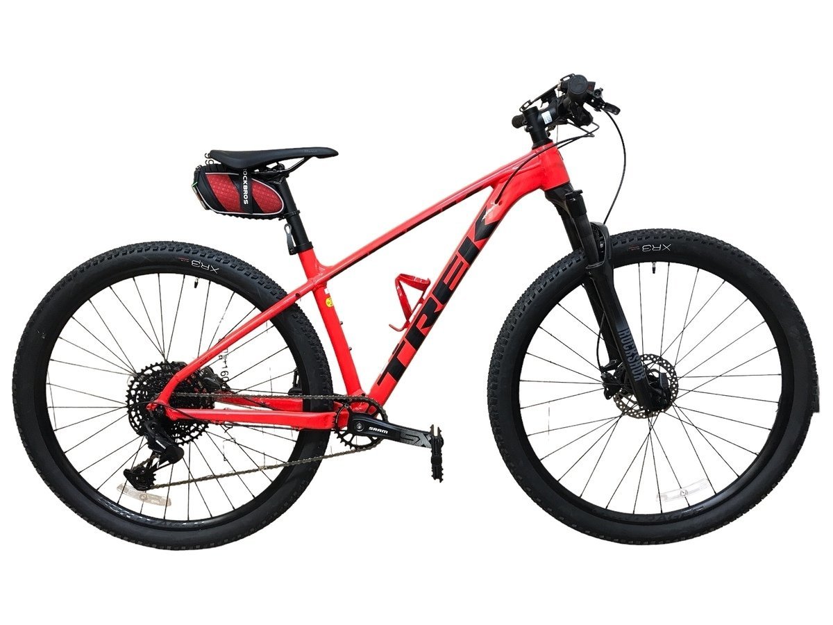 ※送料落札後連絡 極美品 TREK XCALIBER 8 トレック Radioactive Red/Trek Black 2021 M サイクリング 車体 マウンテンバイク 本体 高性能_画像2