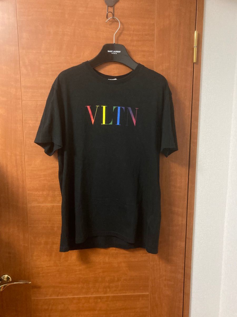 VALENTINO ヴァレンティノ Tシャツ 半袖 ビッグロゴ 黒