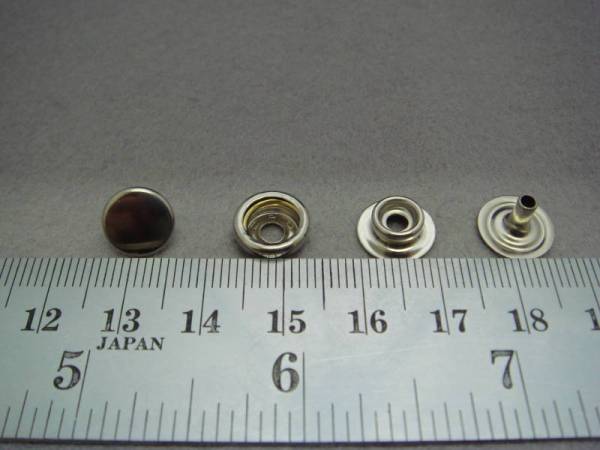 １０ミリ(#7070)　ドットボタン　真鍮製・ニッケル　５０組①_画像2