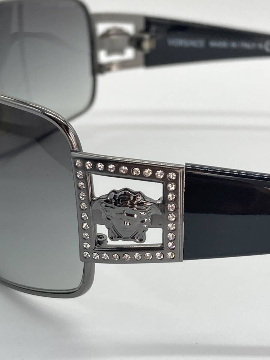 経典 ブラック サングラス ベルサーチ VERSACE ヴェルサーチ 希少 2032 ...