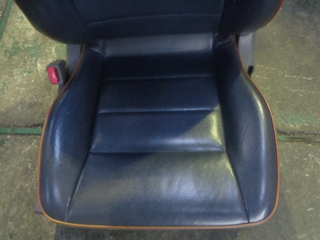  Caravan Como TA-QE25 original front seat passenger's seat postage system on free . display is done . Seino post payment on delivery shipping..