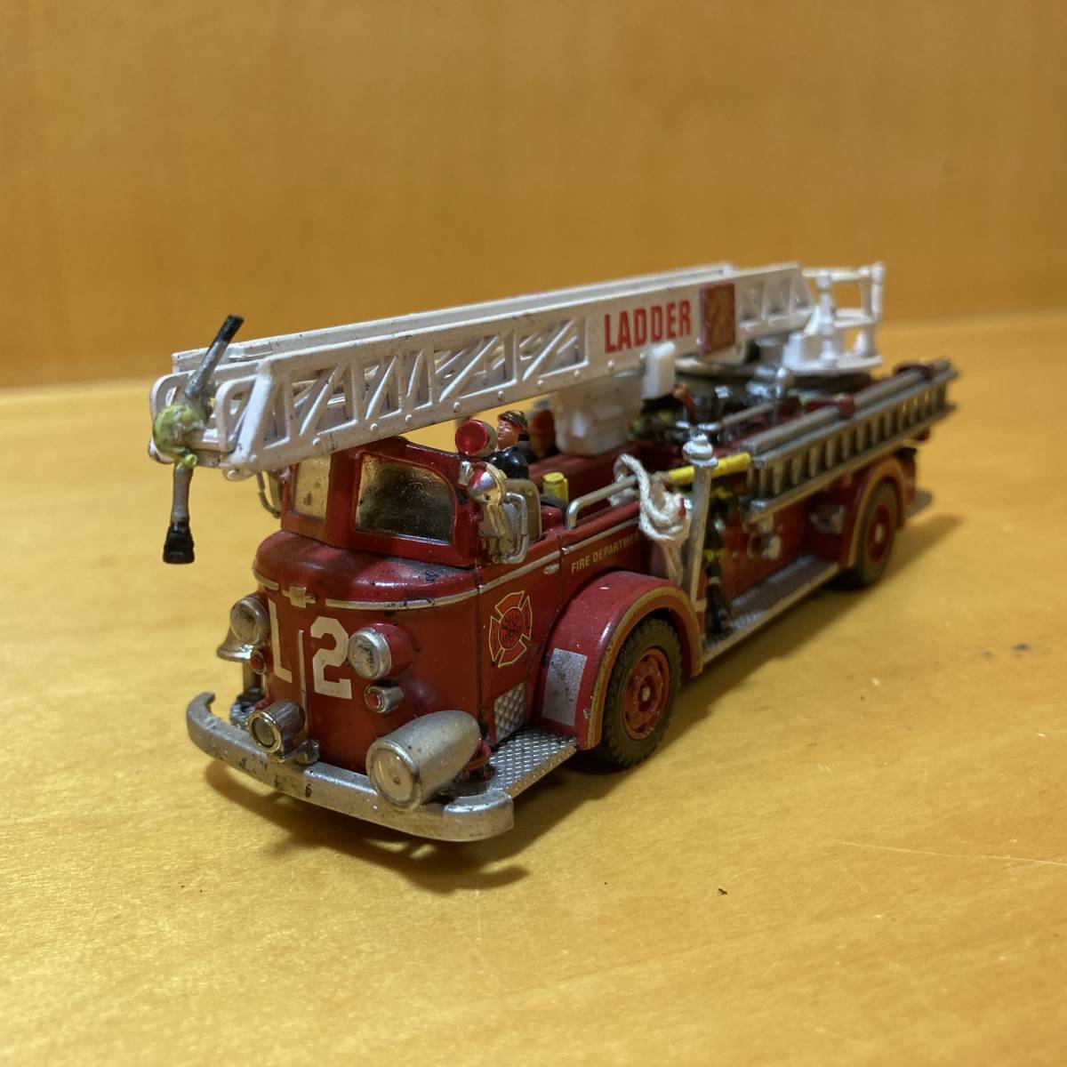 Yahoo!オークション - 1/64スケール American La France '50 Yahoo!オークション - 1/64スケール American La France '50