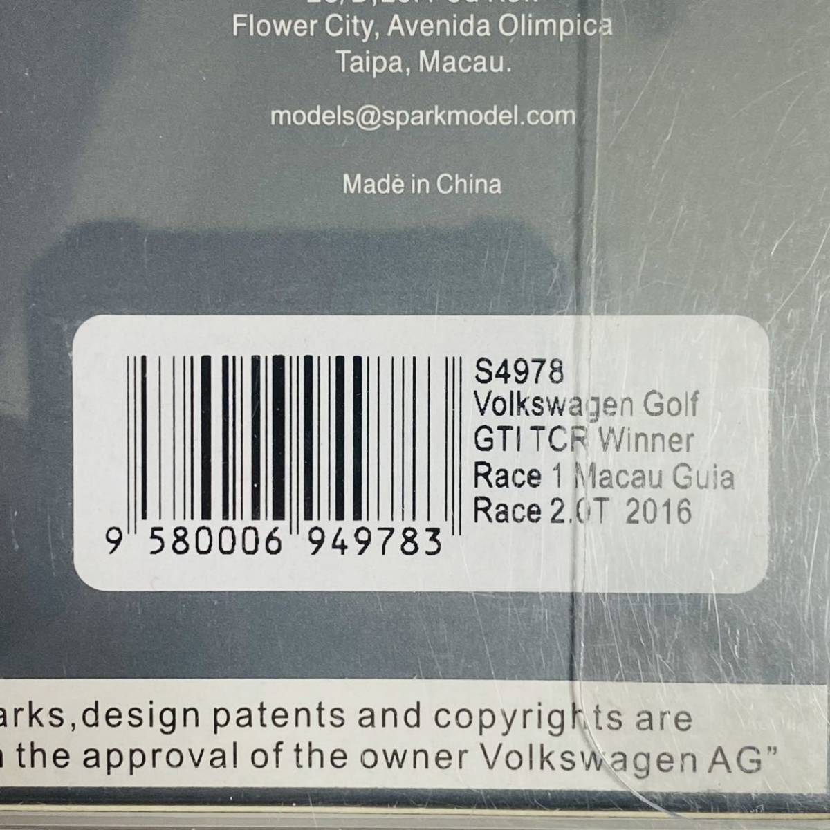 【極美品】spark スパーク 1/43 Volkswagen Golf GTi TCR Winner Race 1 Macau Guia Race 2.OT 2016 フォルクスワーゲン ミニカー_画像6
